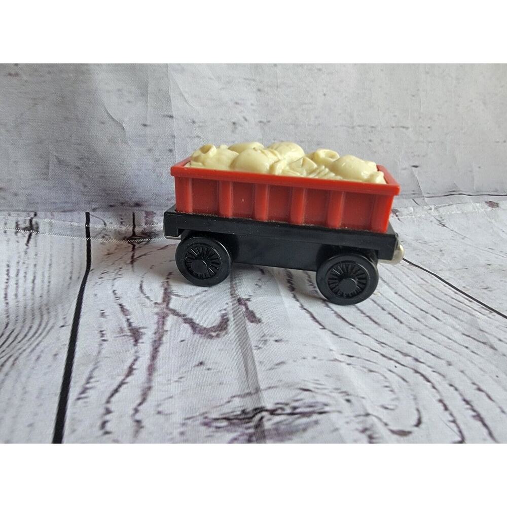 2004 Gullane Thomas The Train Limited Take Along N Play Freight Car Mail